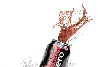 Coca-cola,Zero,Can,With,Splash,Isolated,On,White,Background