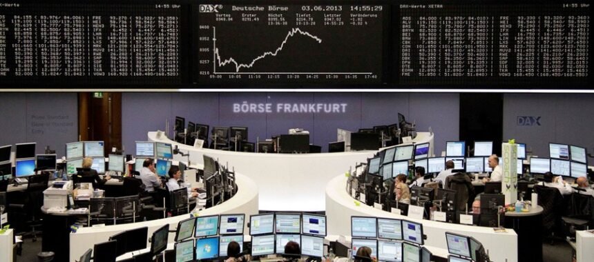 Bolsas da Europa fecham em alta, com salto em Londres após BoE e recorde em Frankfurt