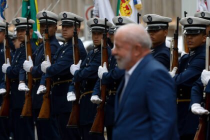 Governo planejou desculpas por golpe antes de veto de Lula - 20/03/2024 - Poder