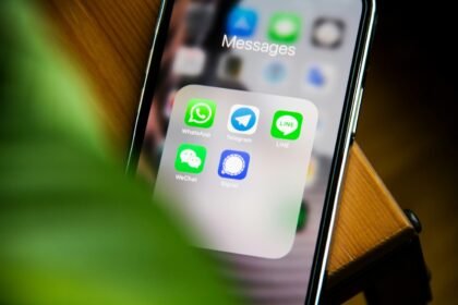 China ordena que Apple retire WhatsApp e Threads da loja de aplicativos