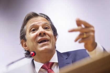 Haddad confirma meta de déficit zero em 2025, abaixo do prometido com marco fiscal