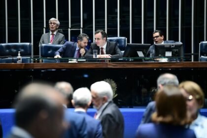 Rodrigo Pacheco (PSD-MG) preside sessão do Senado — Foto: Pedro França/Agência Senado